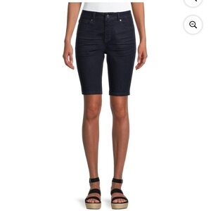 10” Bermuda shorts